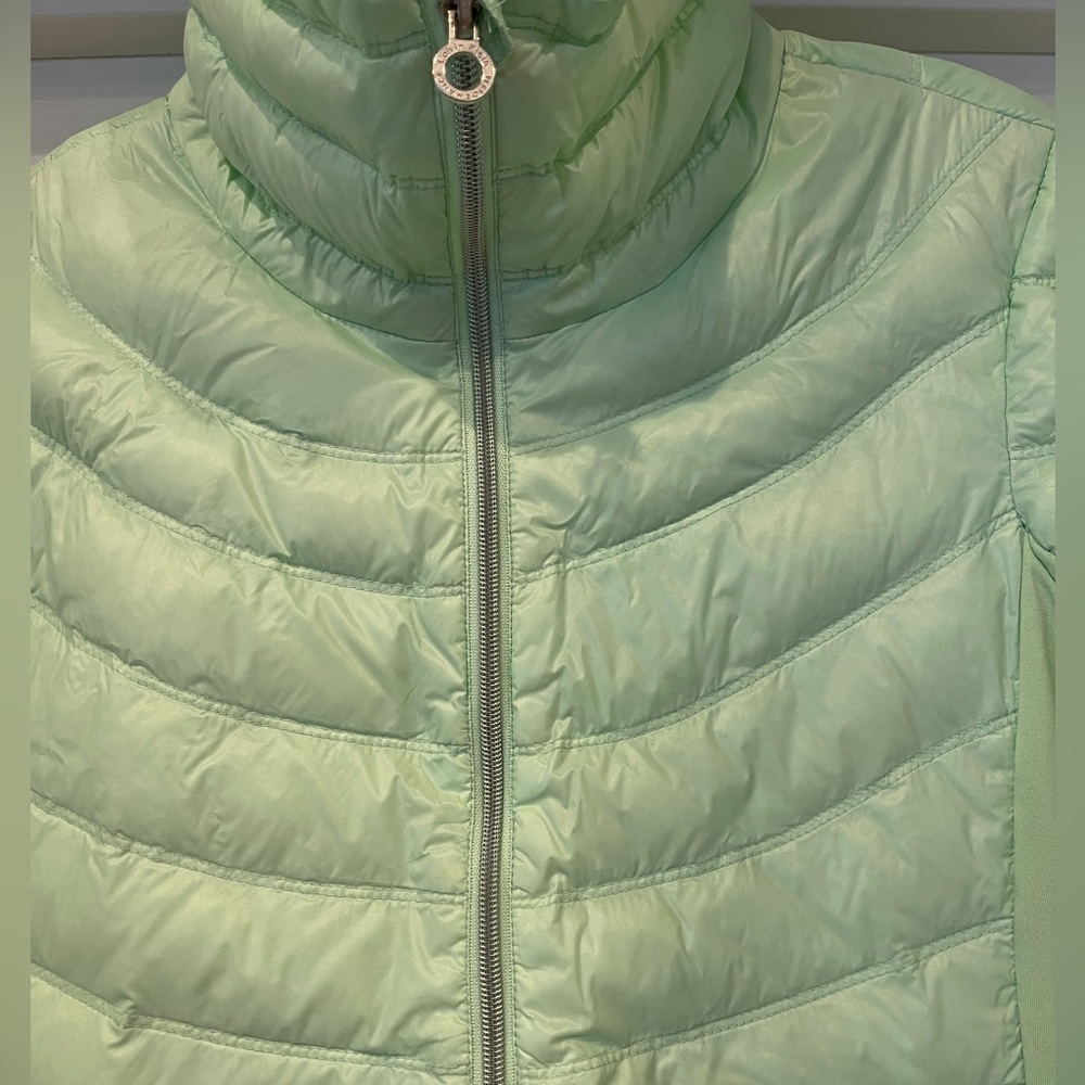 Calvin Klein Performance Lightweight Premium Down… - image 2